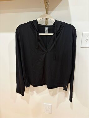 RHONE Black Hooded Pullover